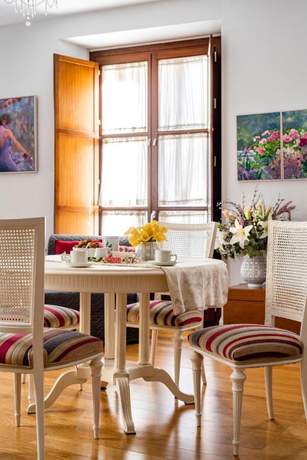 Cathedral Apartment, First Floor Σεβίλλη Εξωτερικό φωτογραφία